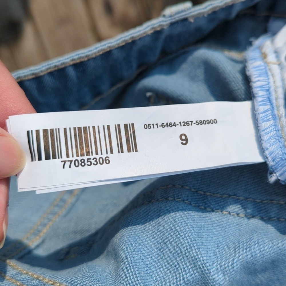 New Refuge Denim Jeans - Picture 6 of 9